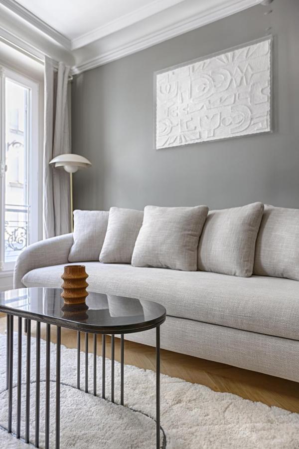 Unique Luxury Parisian Flat 2Br/6P -Champs Elysees Bagian luar foto