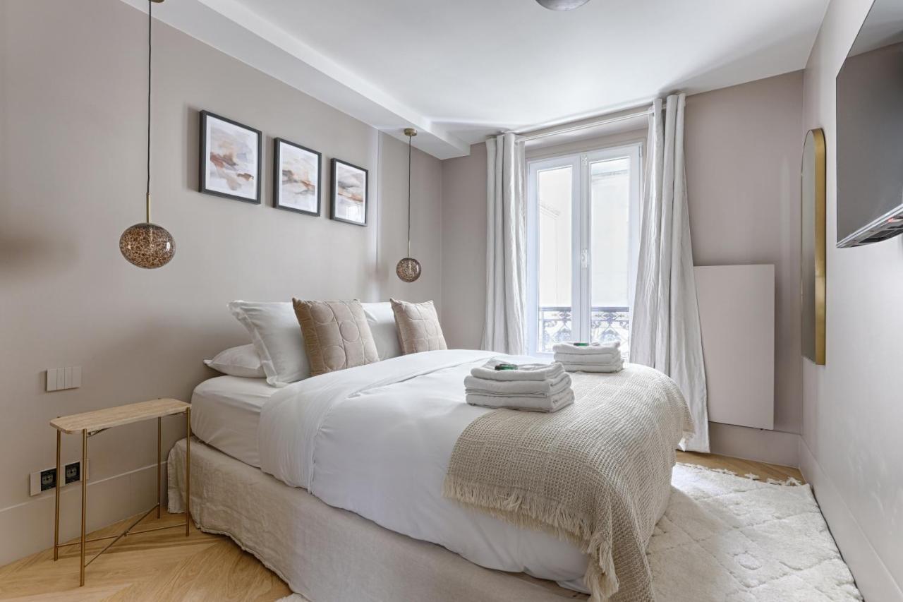 Unique Luxury Parisian Flat 2Br/6P -Champs Elysees Bagian luar foto